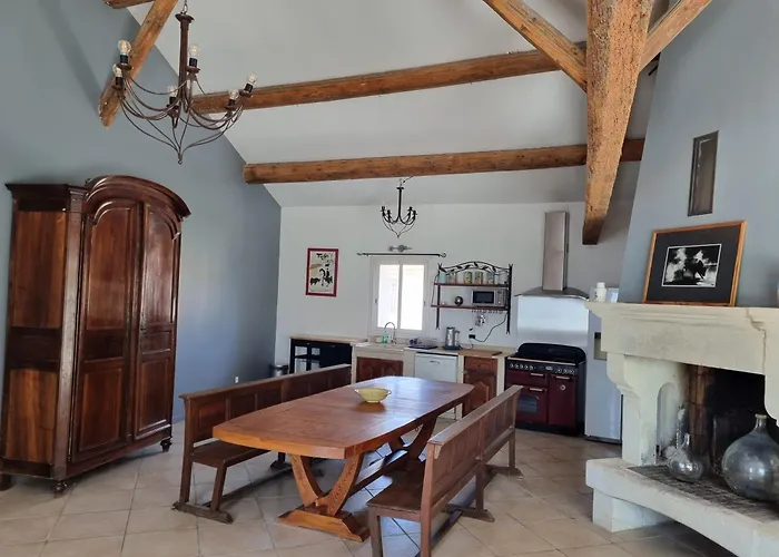 Authentique Mas Provencal Entre Et Camargue *